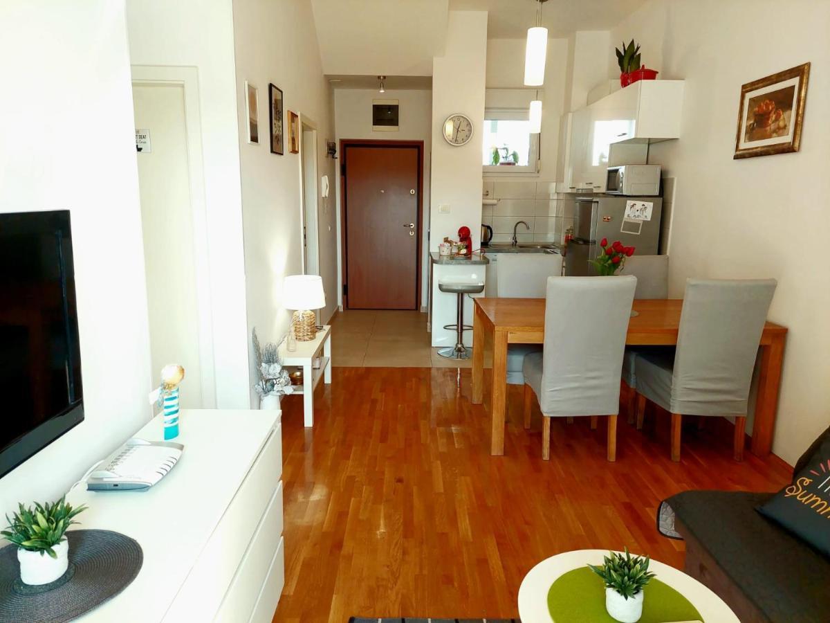Lana Apartment สปลิท ภายนอก รูปภาพ