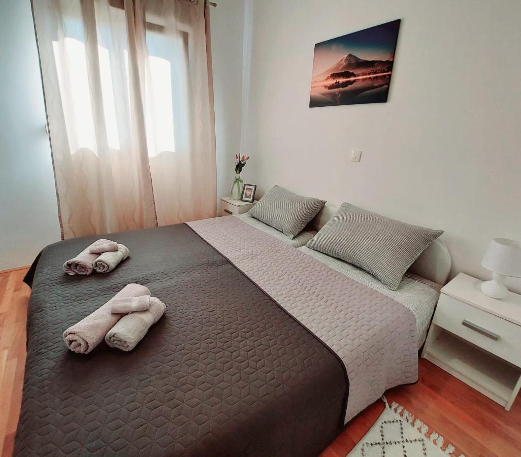 Lana Apartment สปลิท ภายนอก รูปภาพ